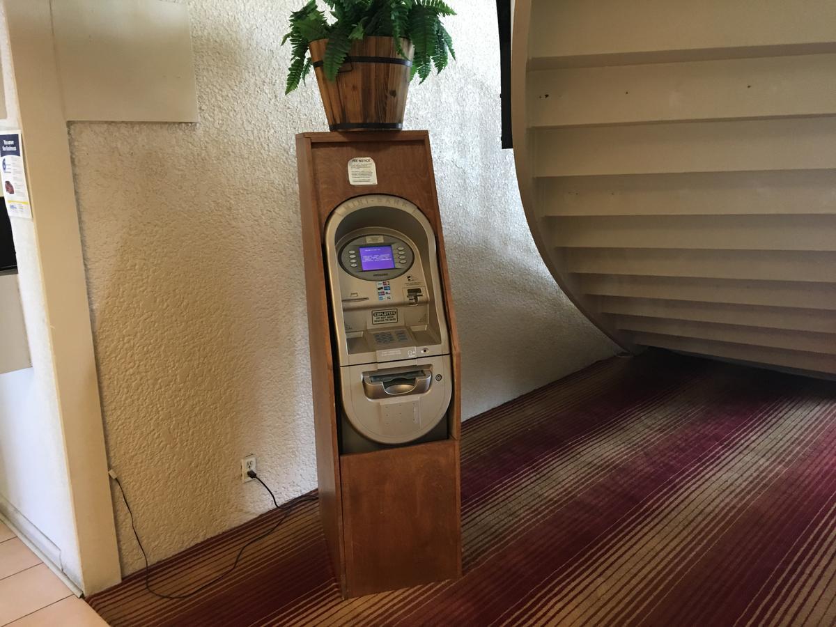 皮尔斯堡城戴斯酒店 外观 照片
